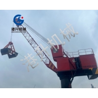 港口吊机
